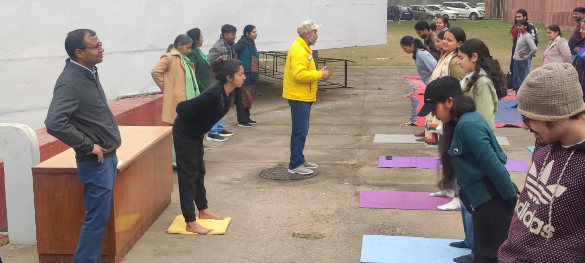 PU, Chandigarh successfully organized the Session on Philosophy of Yoga and Yogic Practices under the Viksit Bharat 2047 and Fit India Program.